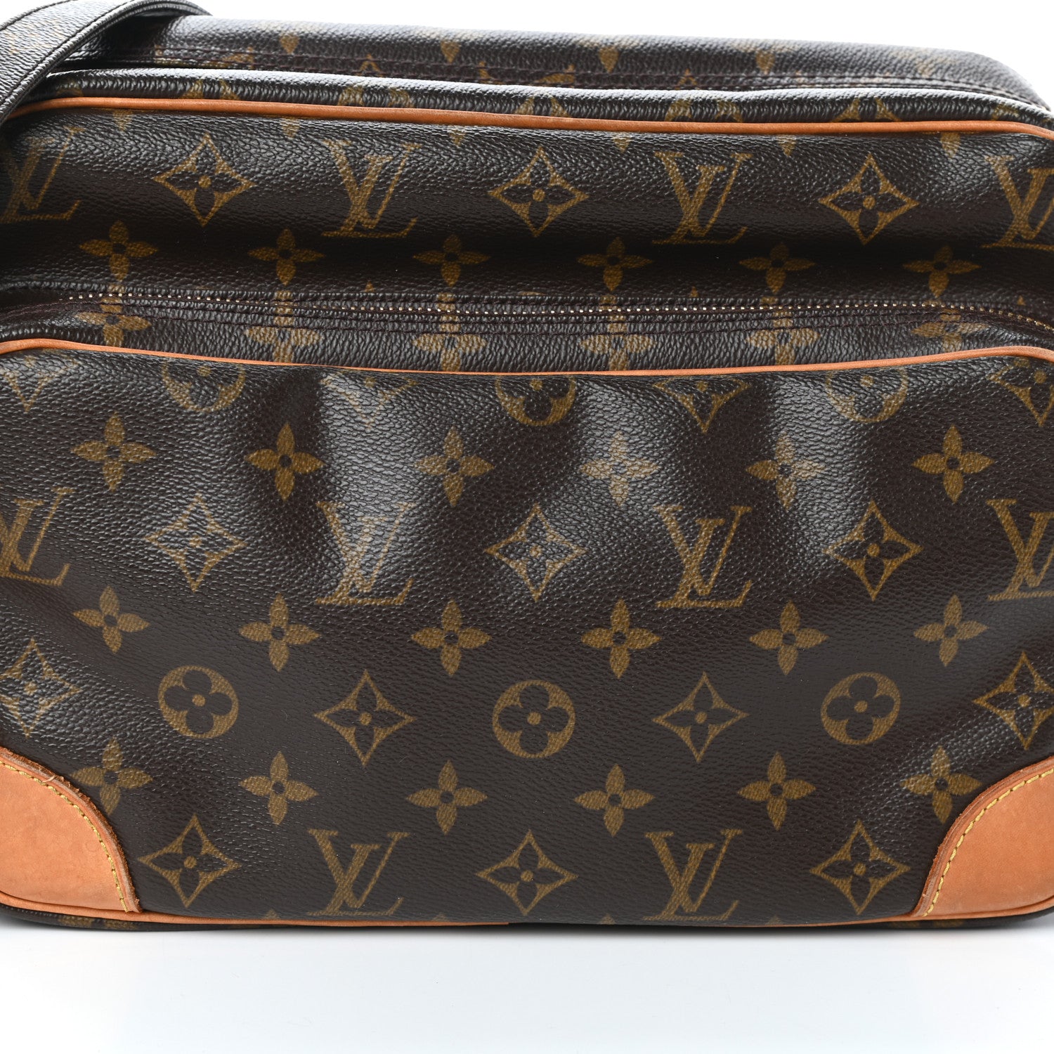 Louis Vuitton Monogram Nil 28 7 of 10