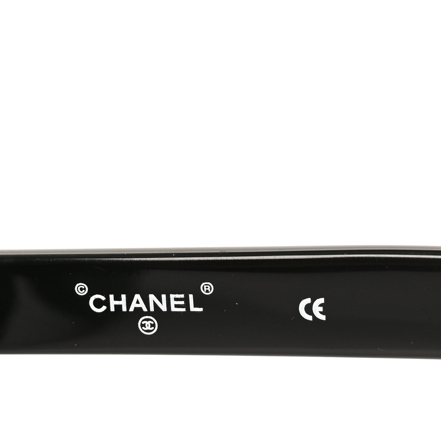 Round 01945 94305 Sunglasses Black White