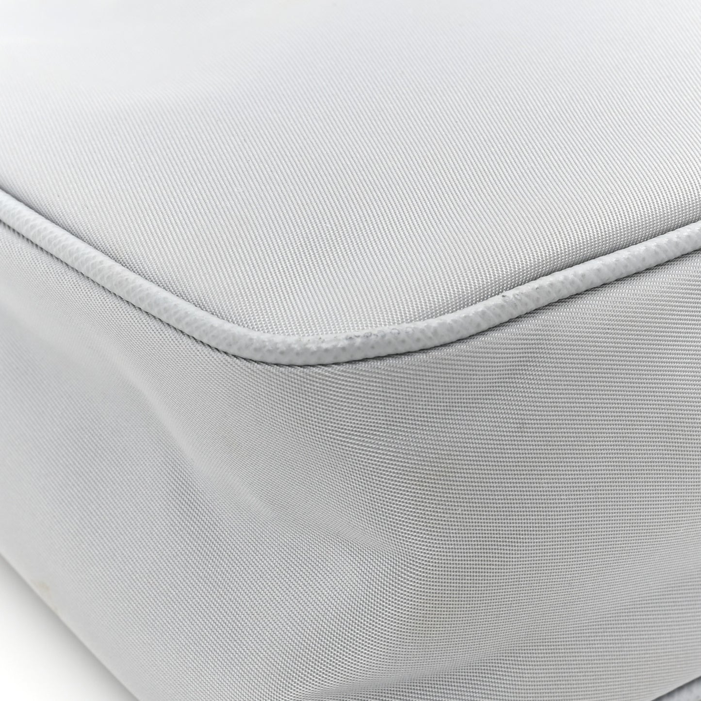 Re-Nylon Saffiano Re-Edition 2005 Shoulder Bag Fiordaliso