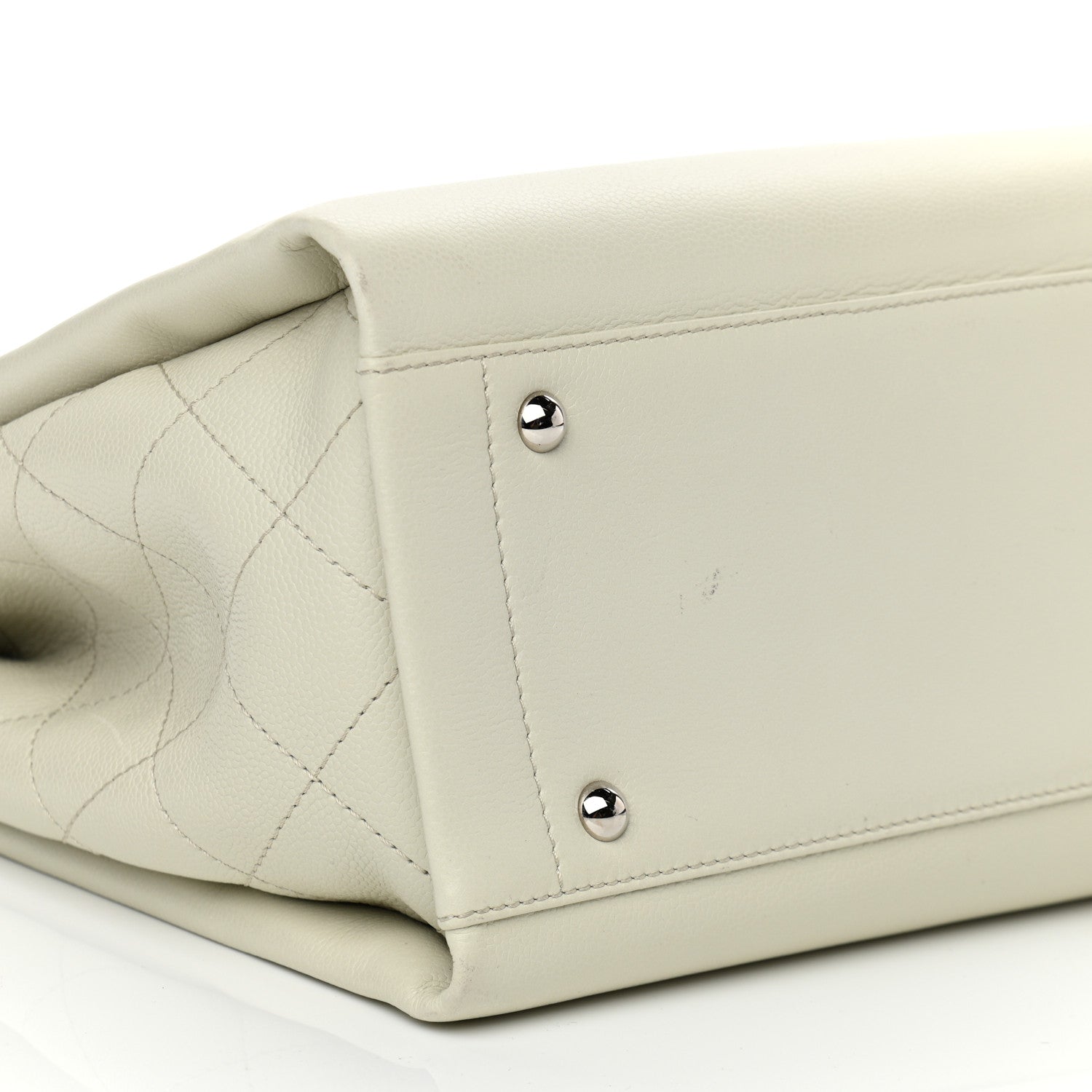 Chanel Caviar CC Tote White 9 of 13