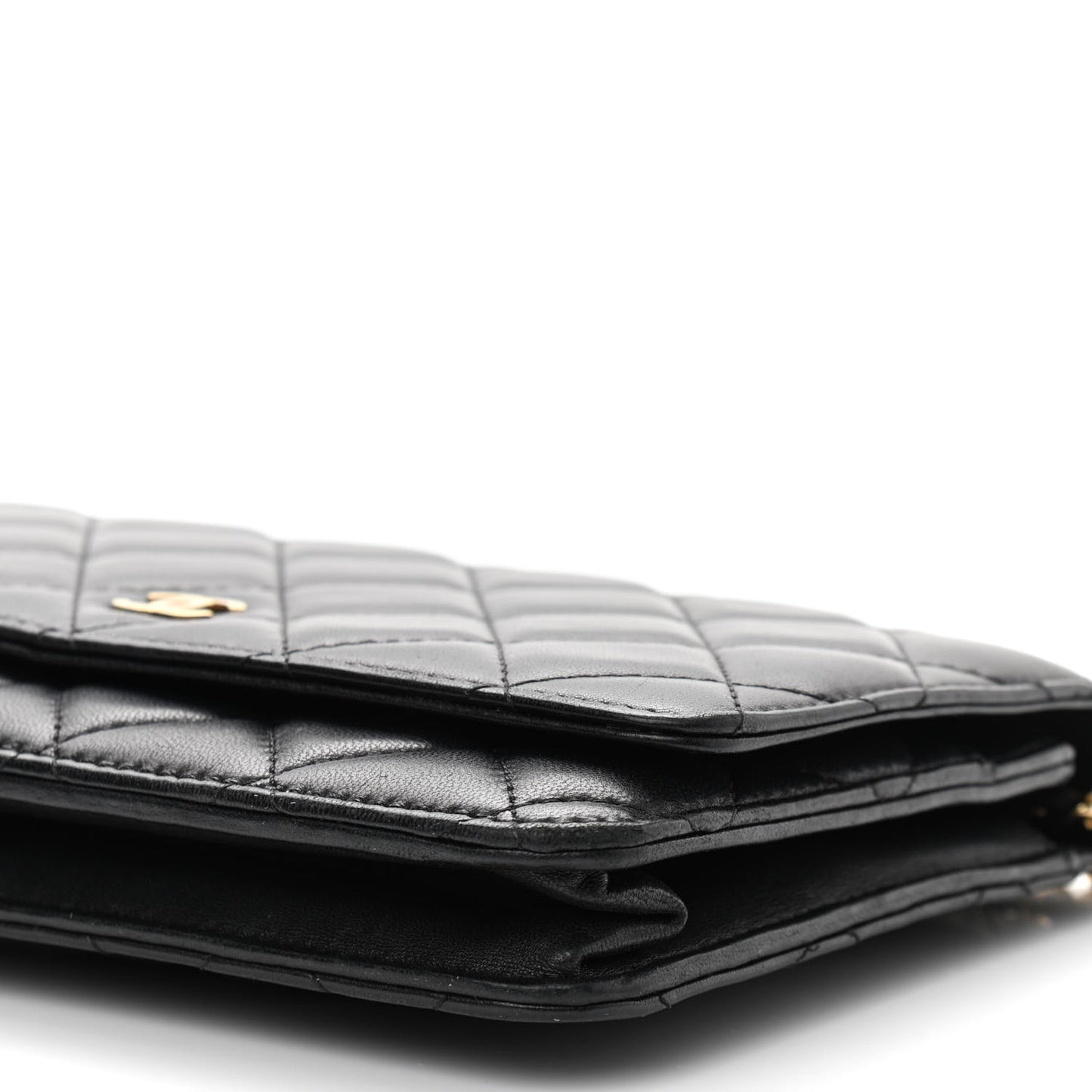 Lambskin Quilted Wallet On Chain WOC Black