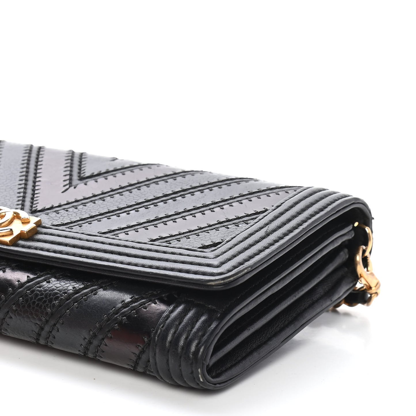 Calfskin Caviar Quilted Chevron Mixed Boy Wallet On Removable Chain Black