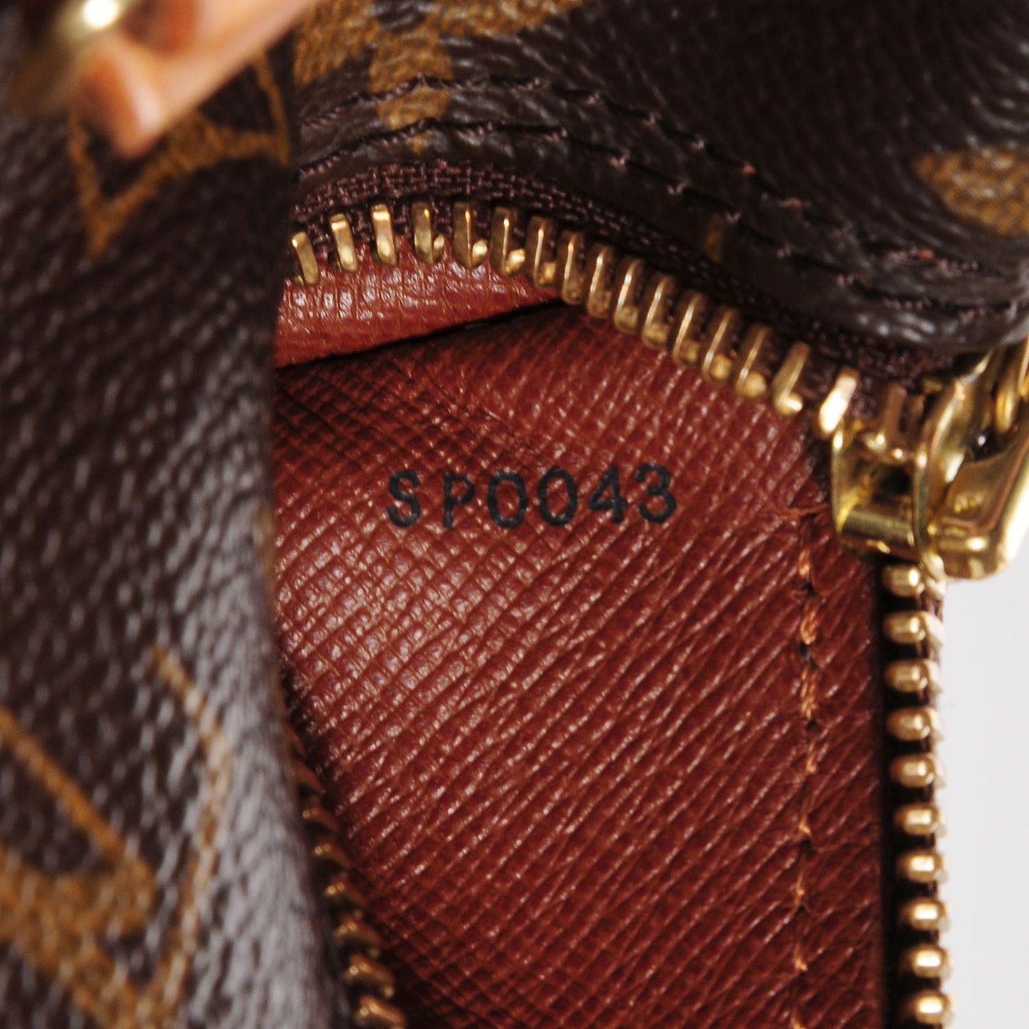 Monogram Papillon 30