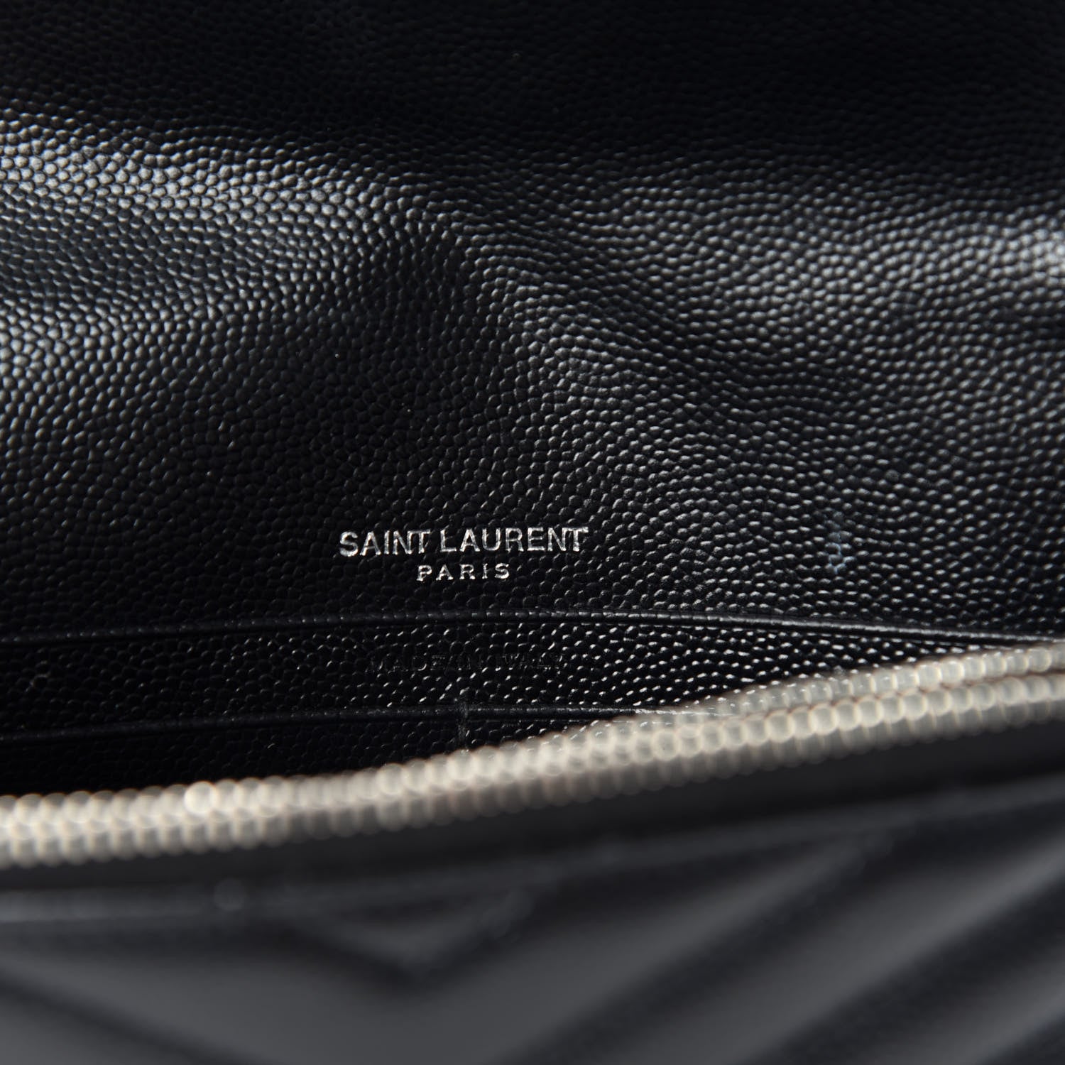 Saint Laurent Grain De Poudre Matelasse Chevron Monogram Envelope Chain Wallet Black 8 of 11