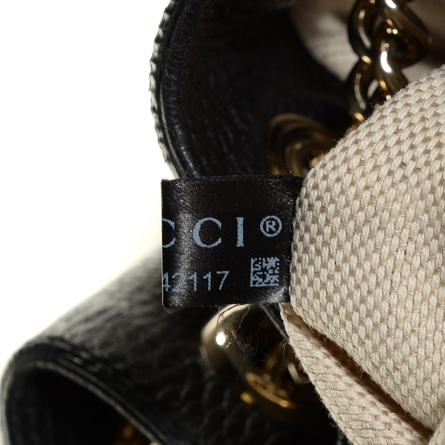 Pebbled Calfskin Medium Soho Chain Shoulder Bag Black