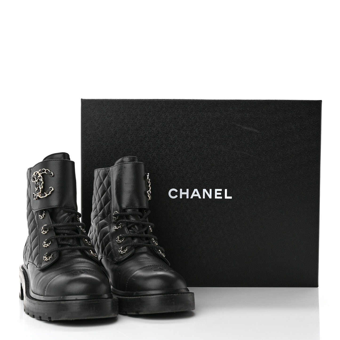 Shiny Lambskin Quilted Lace Up Combat Boots 40.5 Black