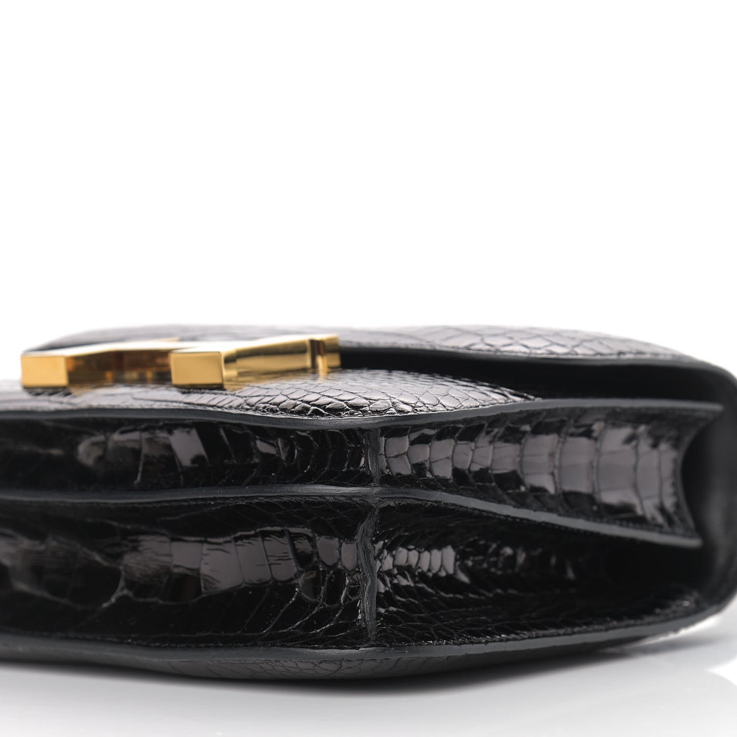Shiny Alligator Constance 18 Black