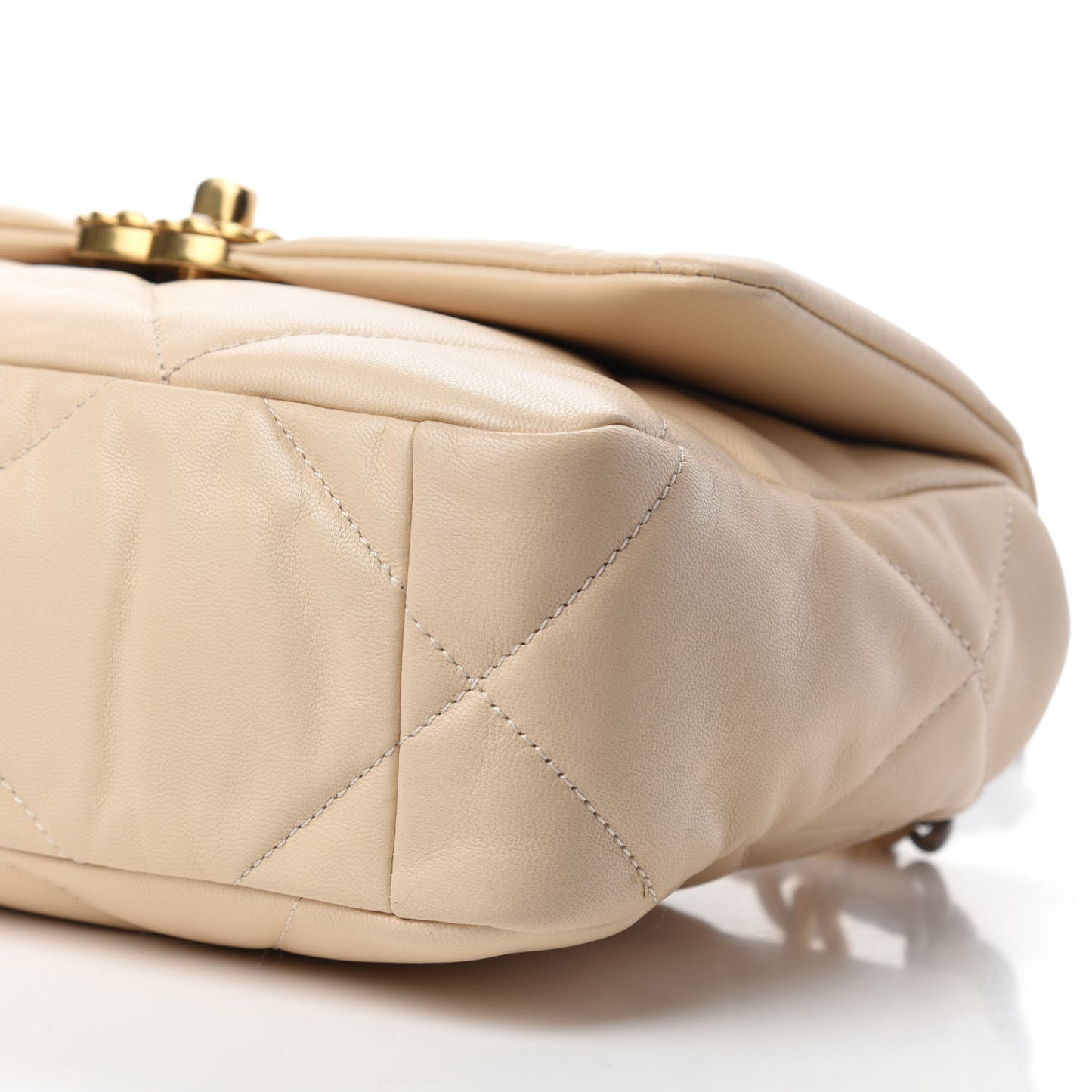Lambskin Quilted Medium Chanel 19 Flap Beige