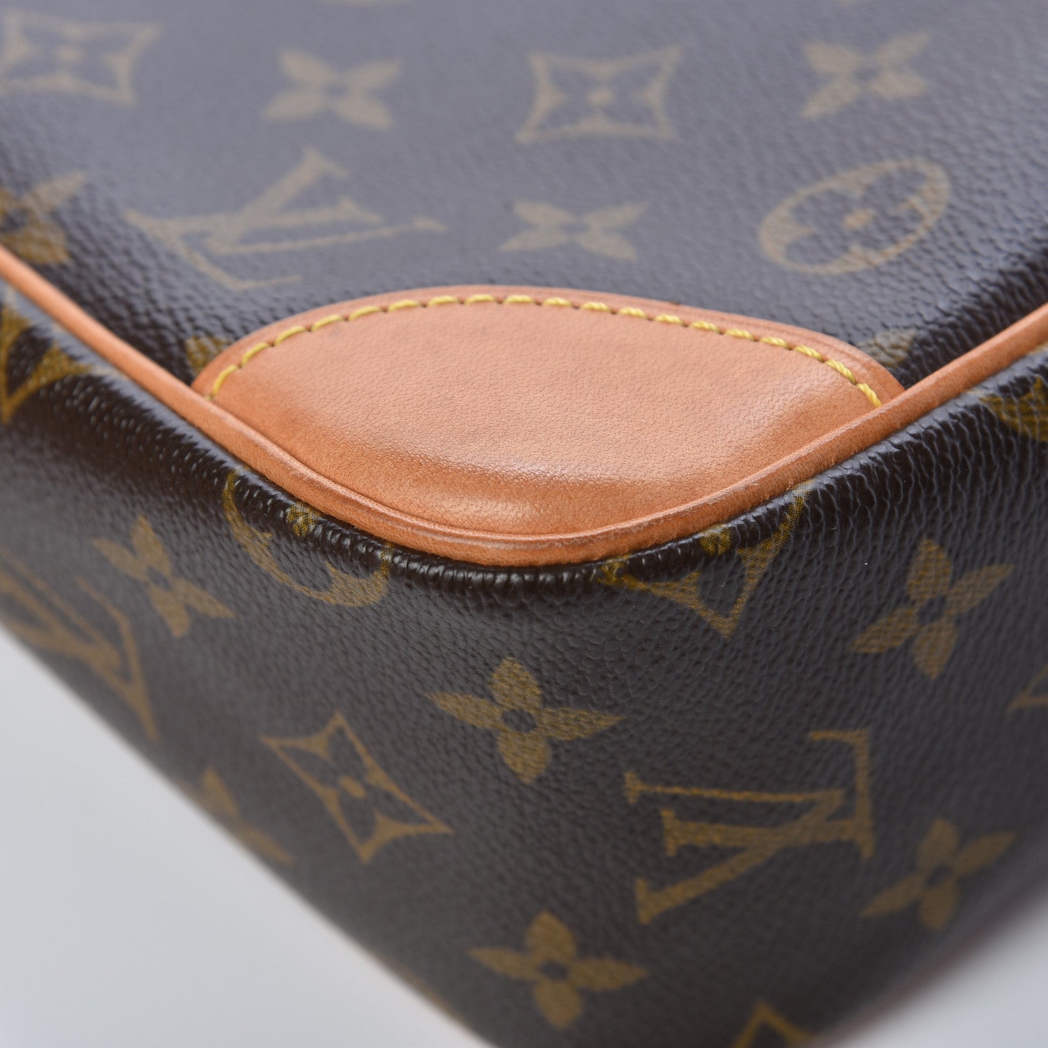 Louis Vuitton Monogram Trocadero 30 9 of 15