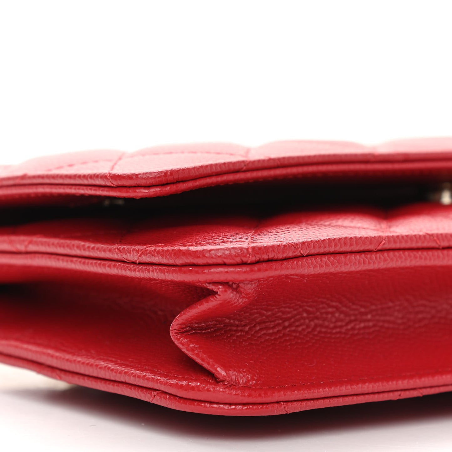 Caviar Quilted Wallet On Chain WOC Red
