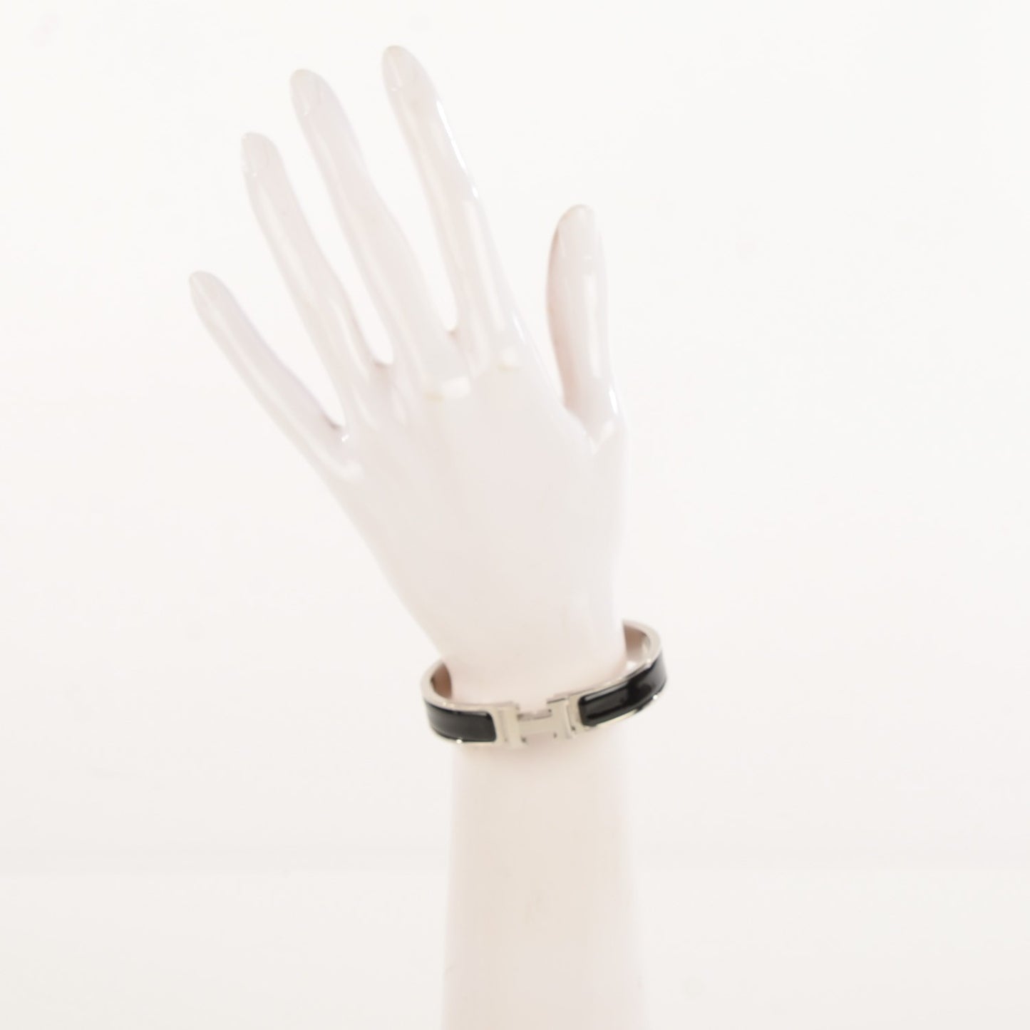 Enamel Narrow Clic Clac H Bracelet GM Black