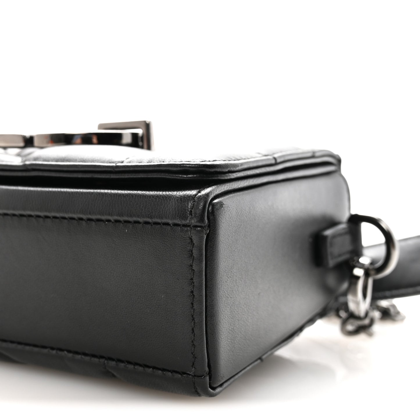 Lambskin Maxi Cannage Small 30 Montaigne Chain Top Handle Bag Black