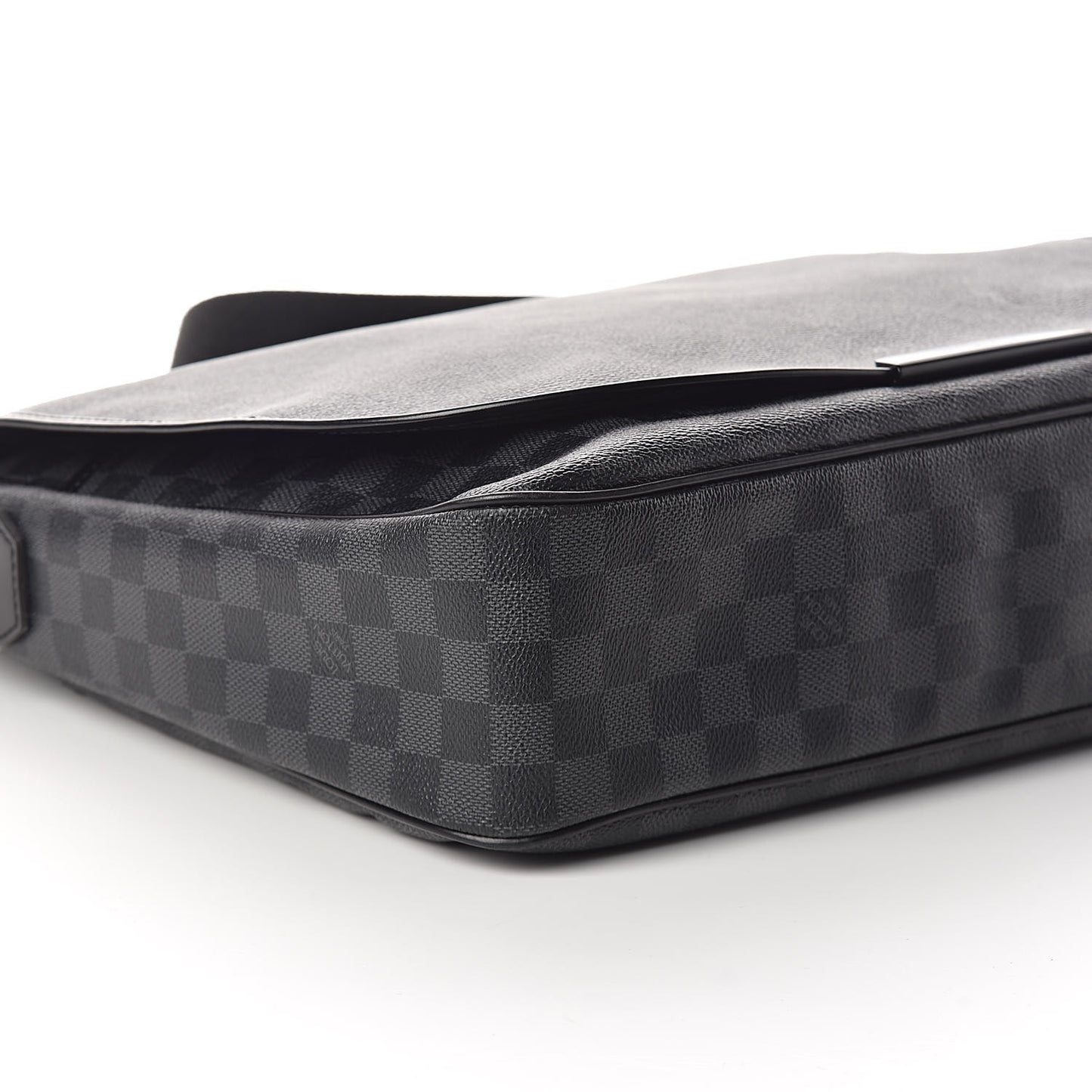 Damier Graphite District MM