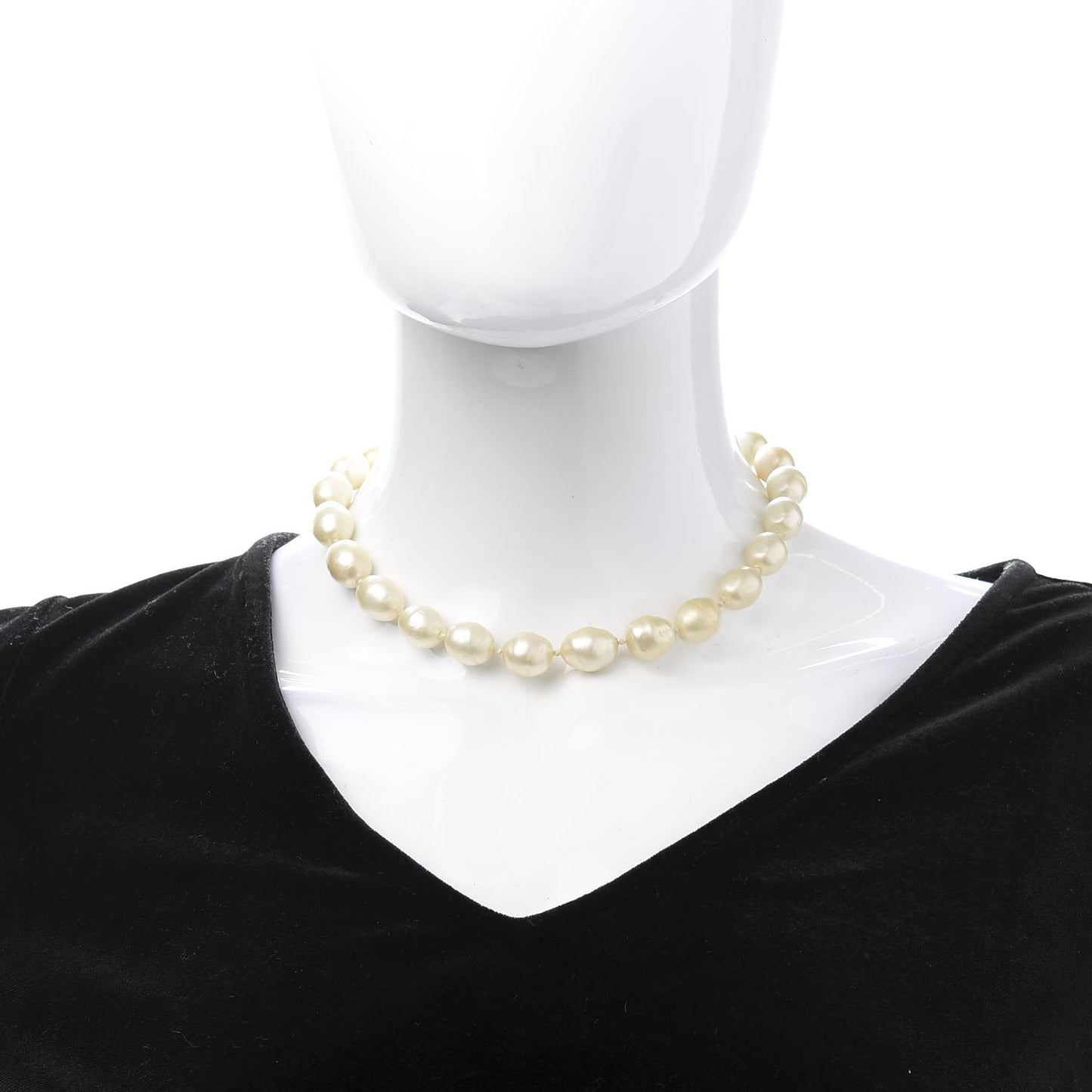 Pearl Choker Necklace