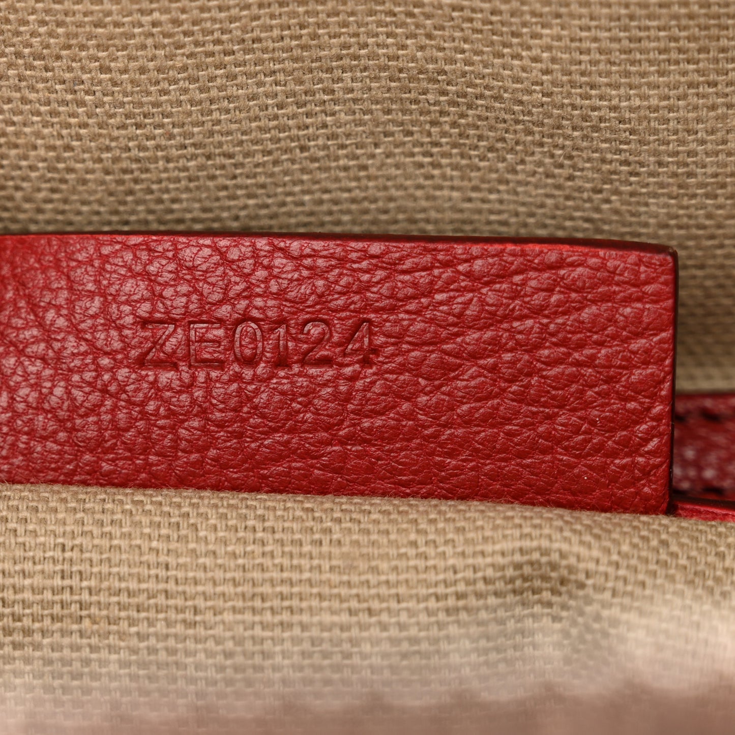 Sugar Goatskin Small Antigona Vermillon