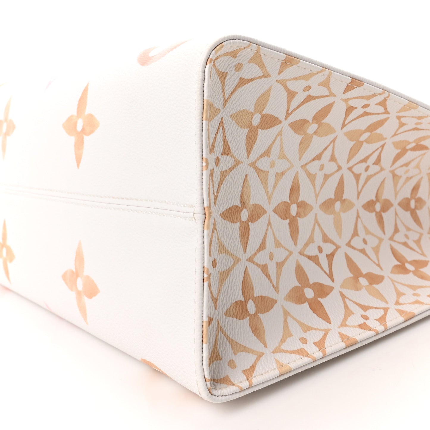 Monogram Giant By The Pool 2.0 Onthego MM Beige