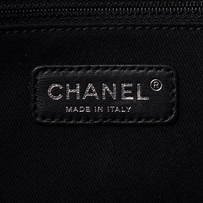 Chanel Washed Lambskin Maxi Take Away Flap Bag Black 6 of 16