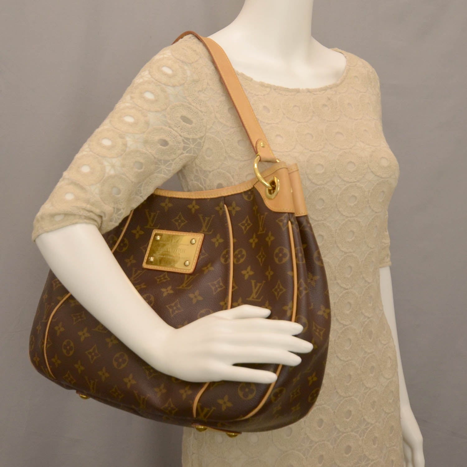 Louis Vuitton Monogram Galliera PM 2 of 8