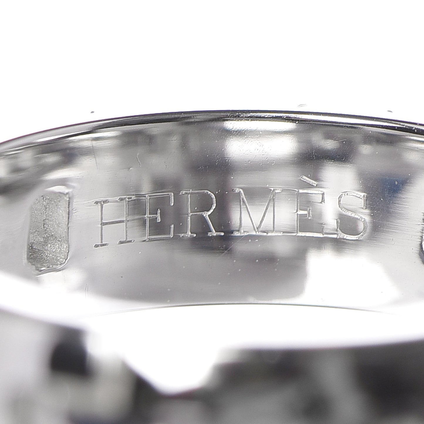 18K White Gold Hercules H Ring 50 5.25