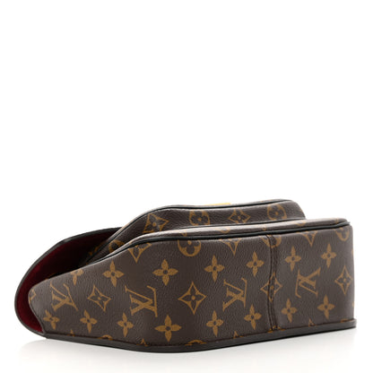Louis Vuitton Monogram Passy 4 of 14