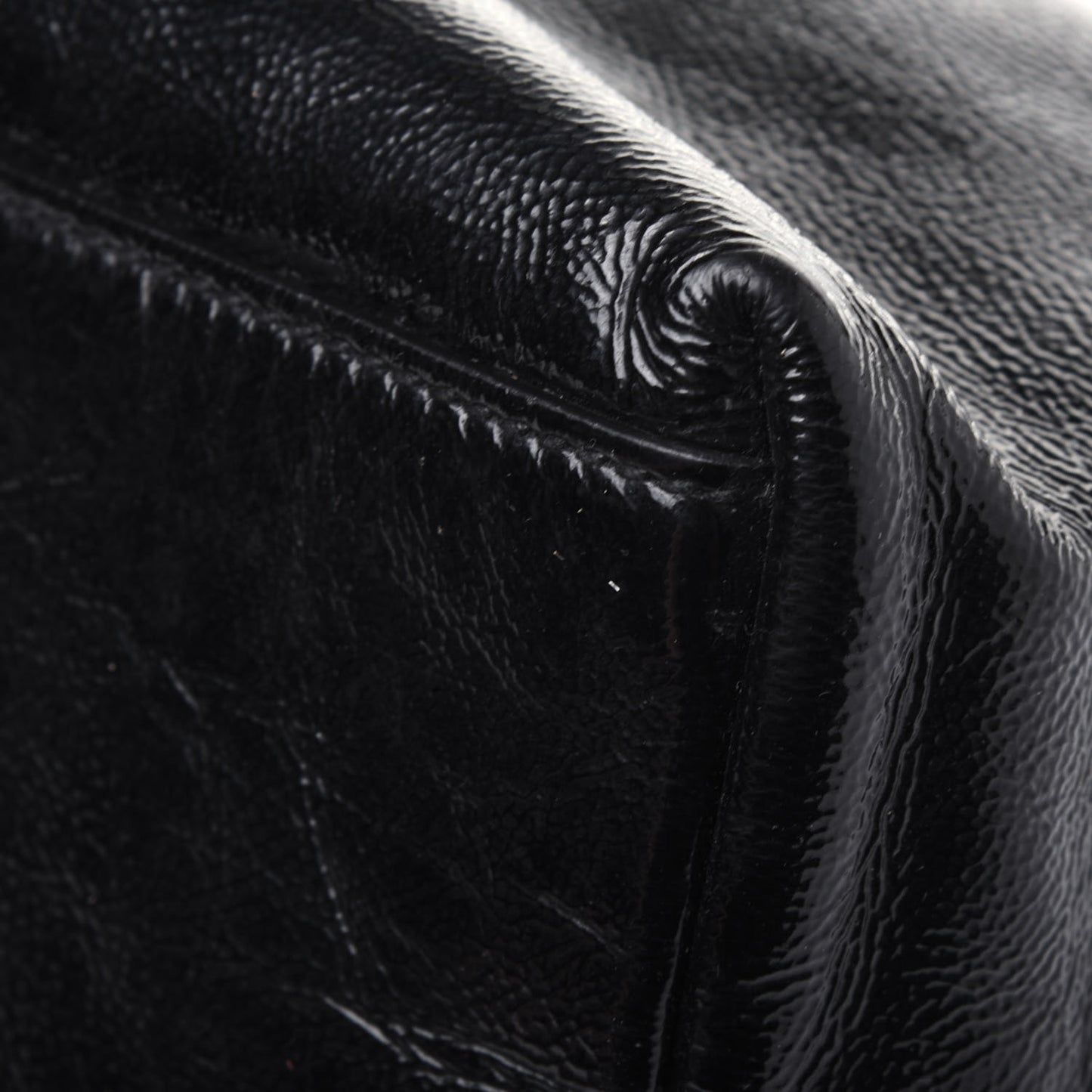 Patent Medium Soho Chain Shoulder Bag Black