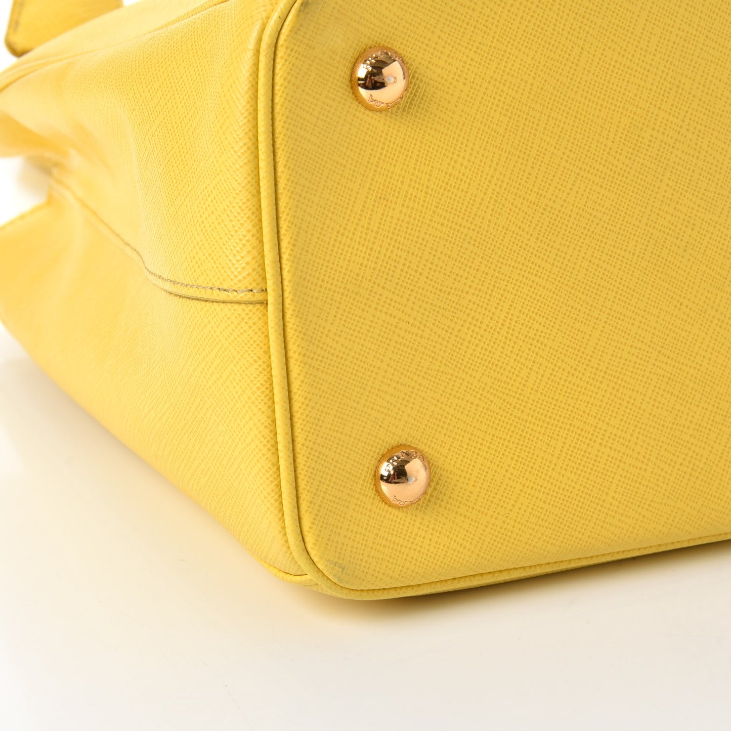 Saffiano Lux Medium Tote Girasole