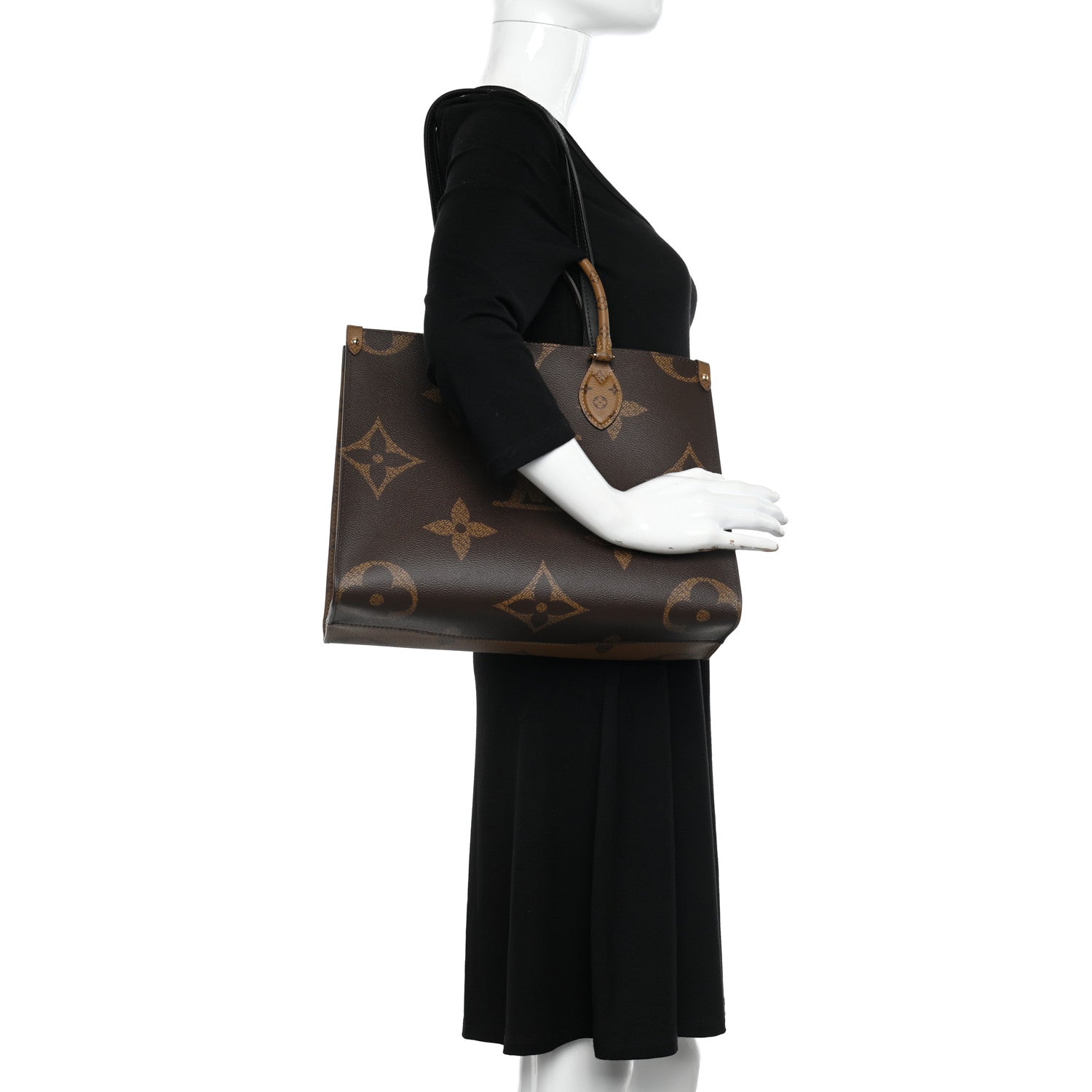 Louis Vuitton Reverse Monogram Giant Onthego MM 2 of 10