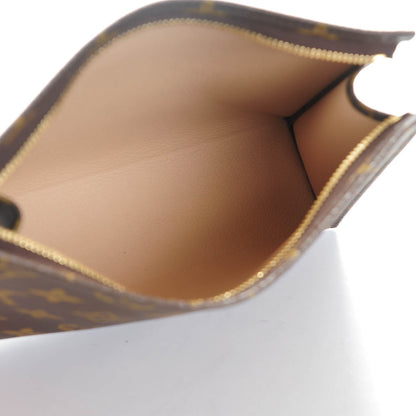 Louis Vuitton Monogram Toiletry Pouch 19 5 of 7
