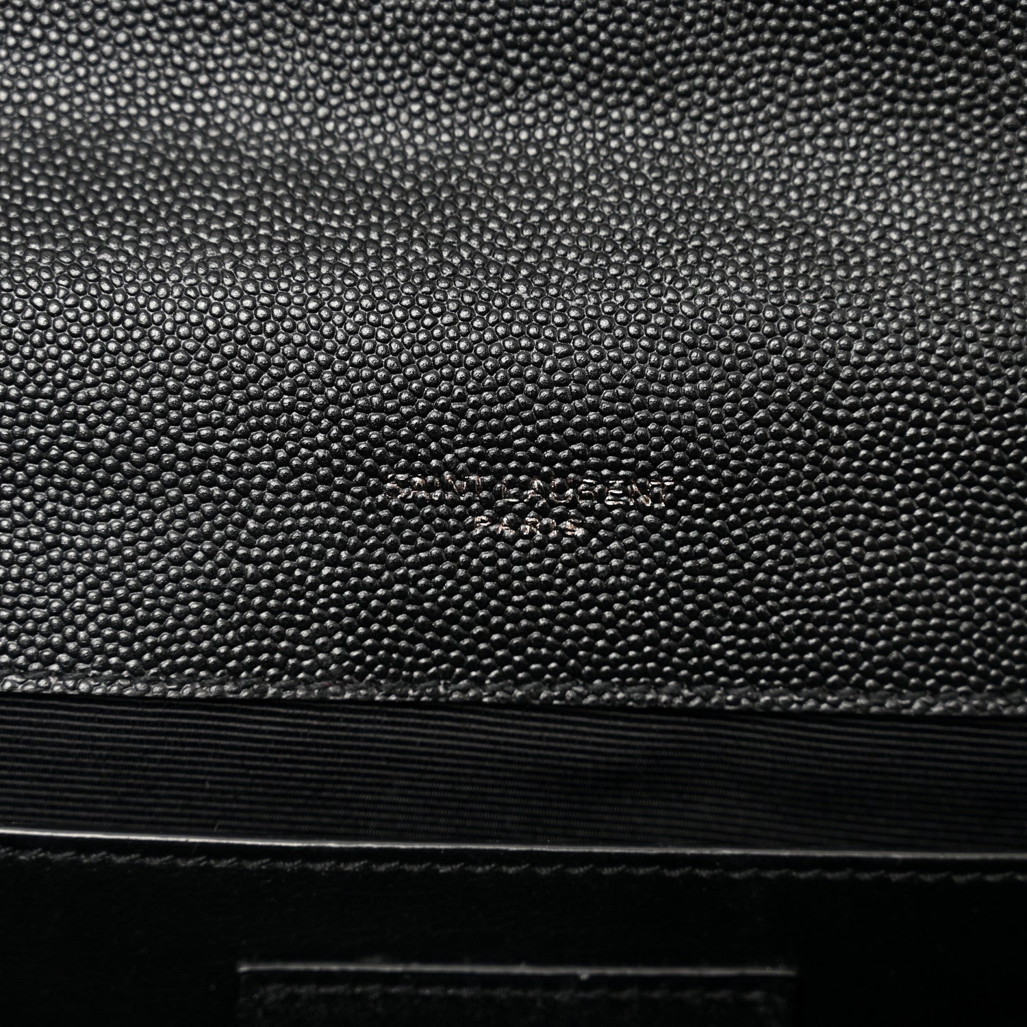 Saint Laurent Grain De Poudre Textured Mixed Matelasse Triquilt Medium Monogram Monochrome Satchel Black 7 of 12