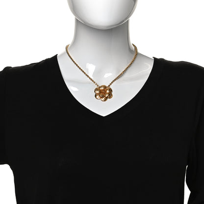 Chanel Quilted Camellia Necklace Gold 2 of 4