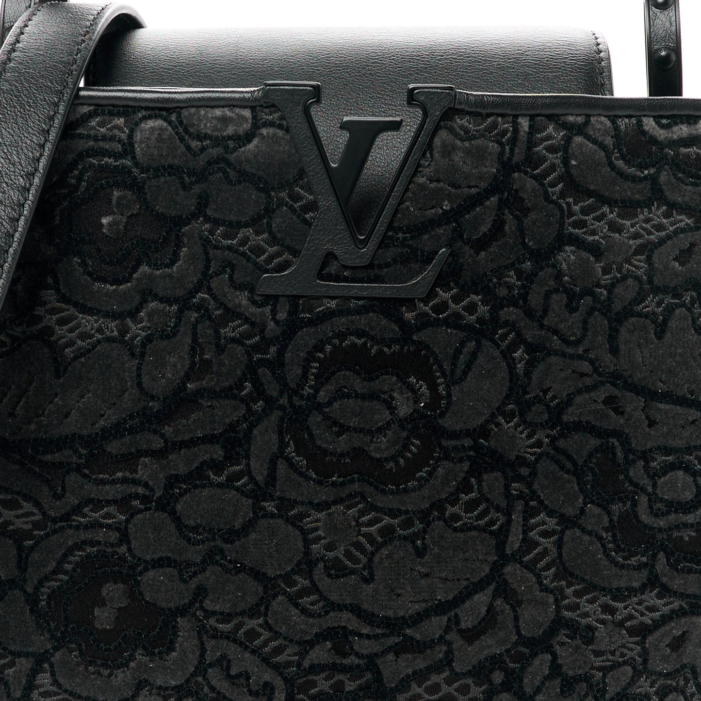 Velvet Dentelle Embroidery Capucines BB Black