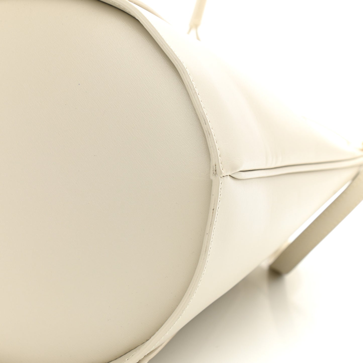 Smooth Calfskin Medium Talitha Bucket Bag Vintage White