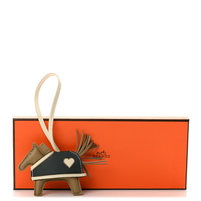 Hermes Milo Lambskin Grigri Rodeo Robeo Coeur Bag Charm PM Beige Marfa Craie Vert Mangrove 5 of 5