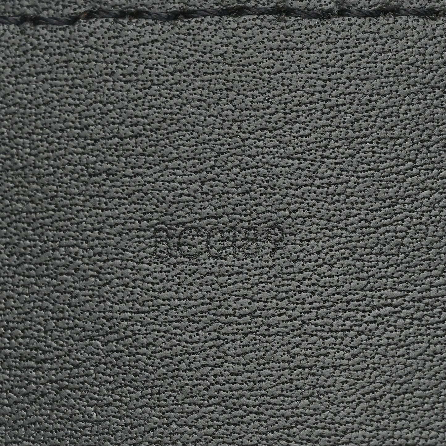 Calfskin 35mm LV New Wave Belt 80 32 Black