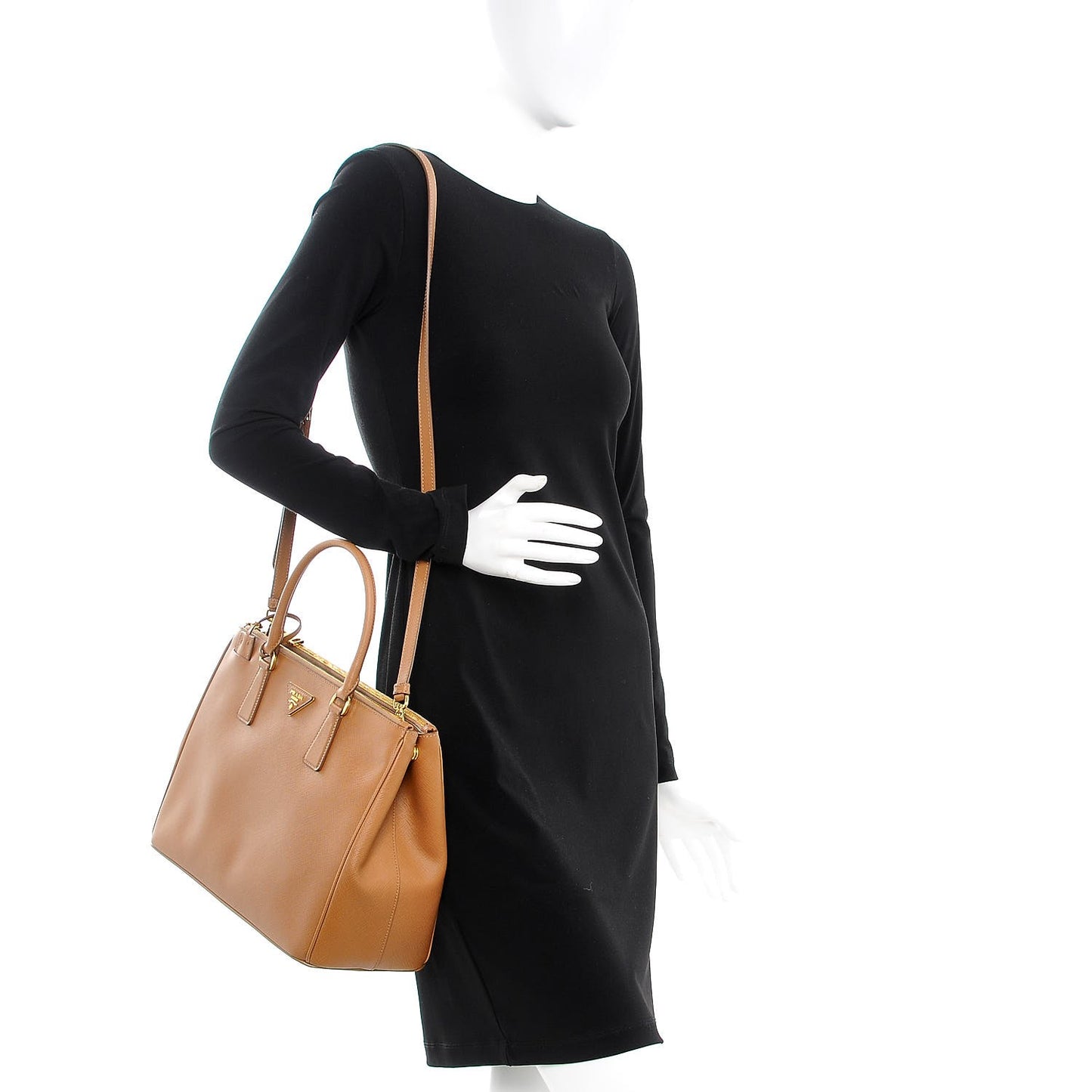 Saffiano Medium Galleria Double Zip Tote Caramel