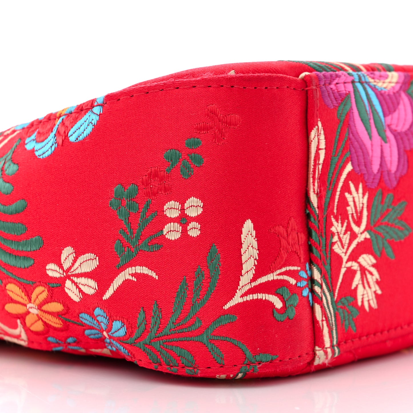 Jacquard Matelasse Floral Medium GG Marmont Shoulder Bag Red