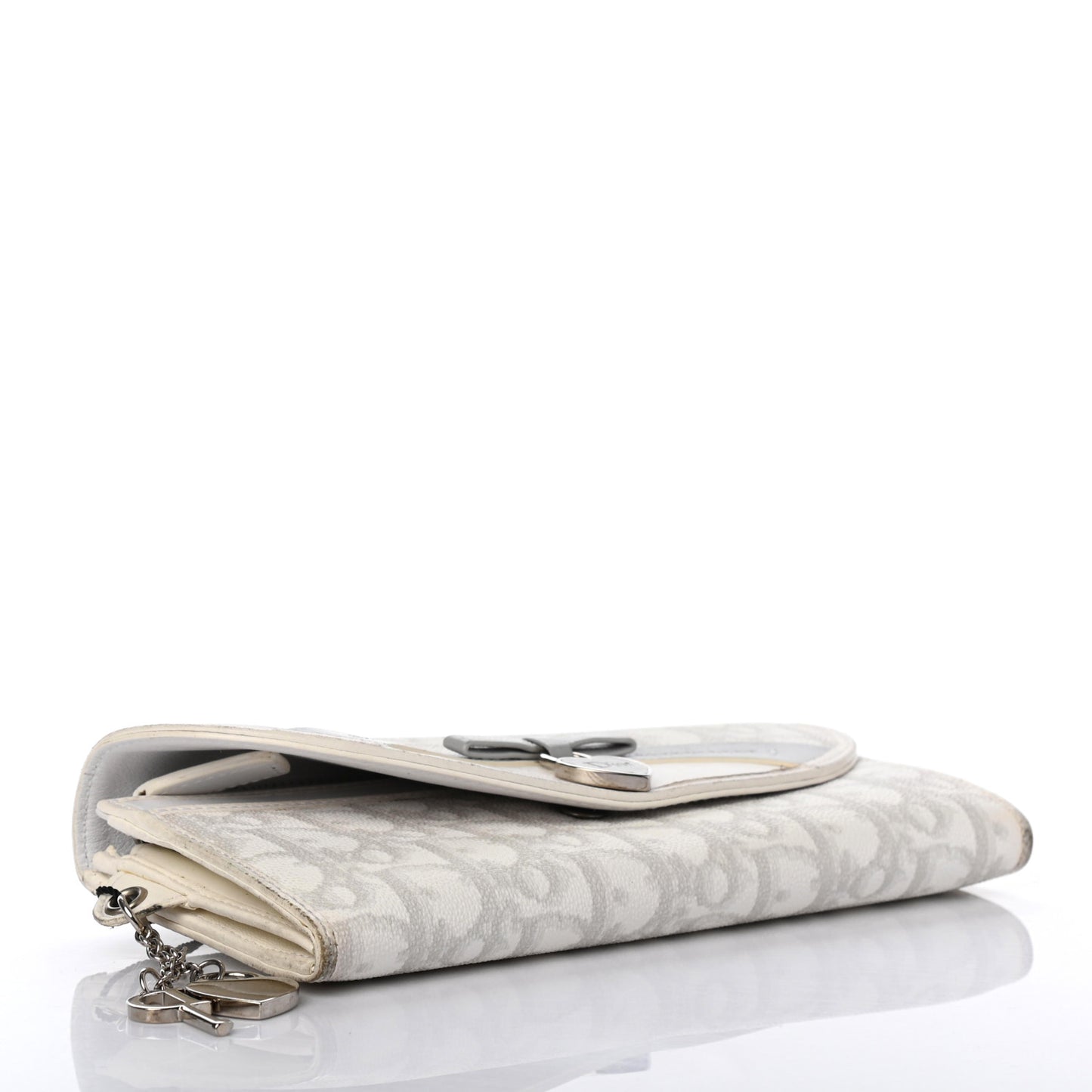 Monogram Trotter Romantique Heart Charm Wallet White