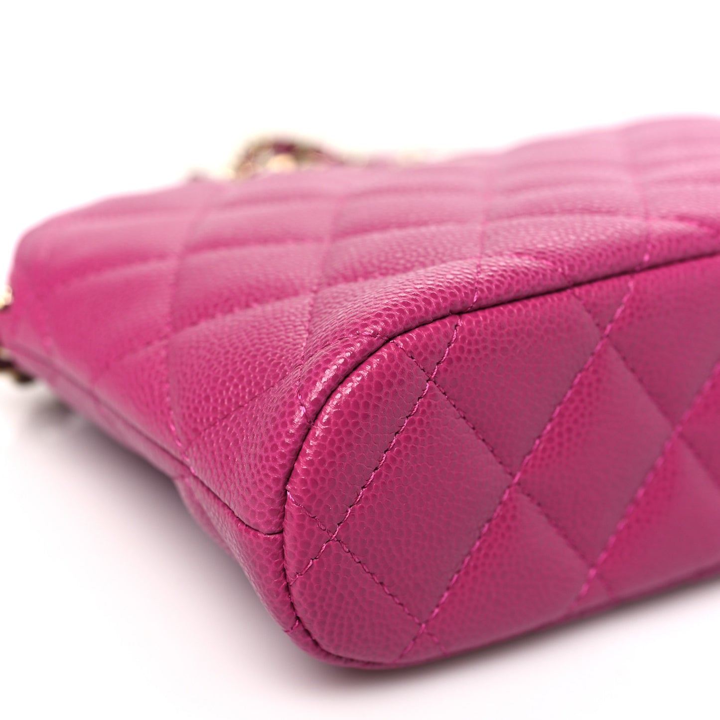 Caviar Quilted Classic Clutch With Chain Fuchsia