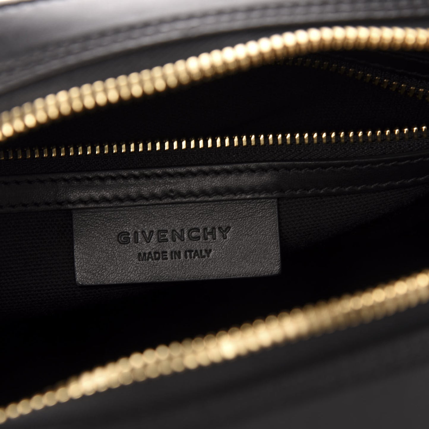 Calfskin Small Sway Black