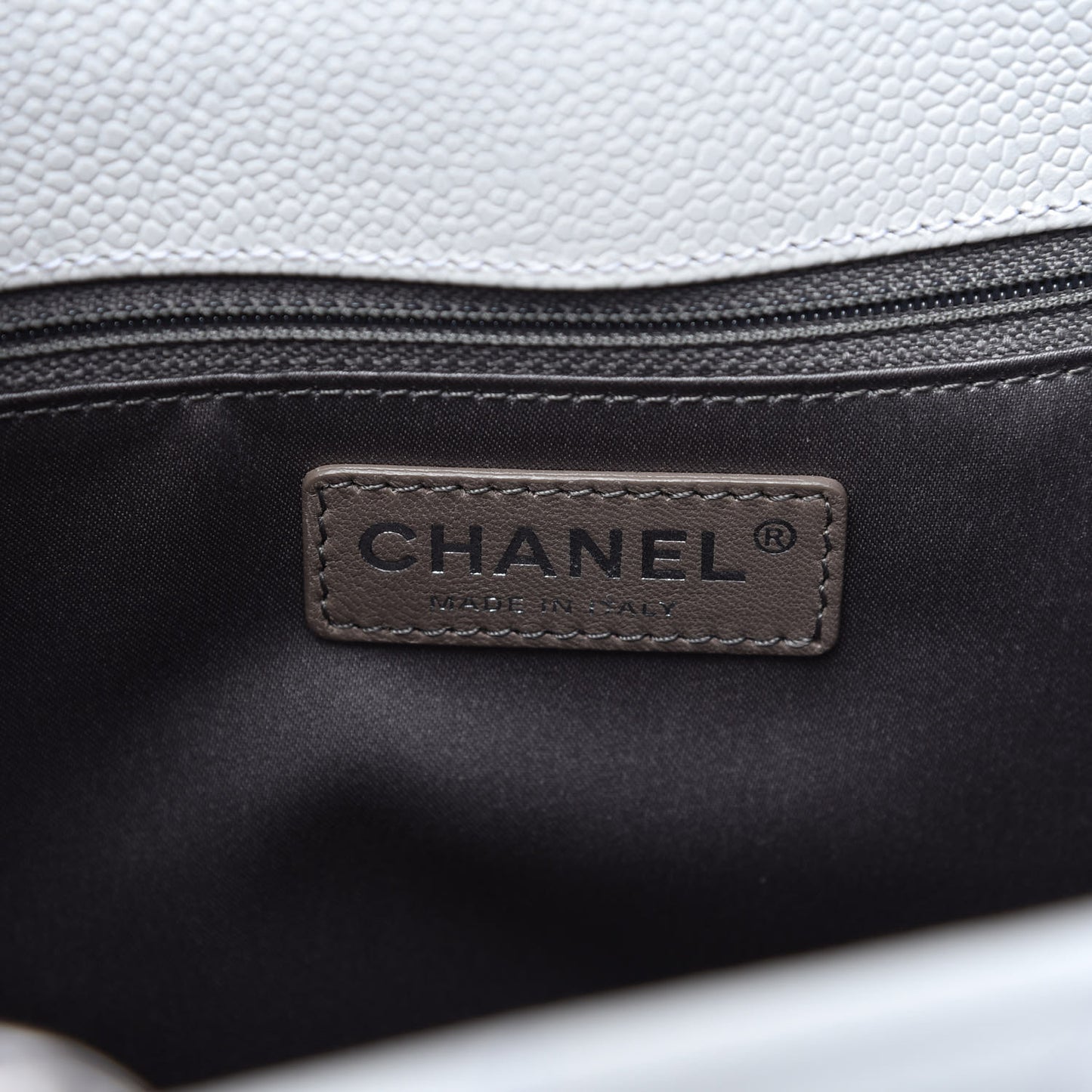 Caviar Quilted Grand Shopping Tote GST White