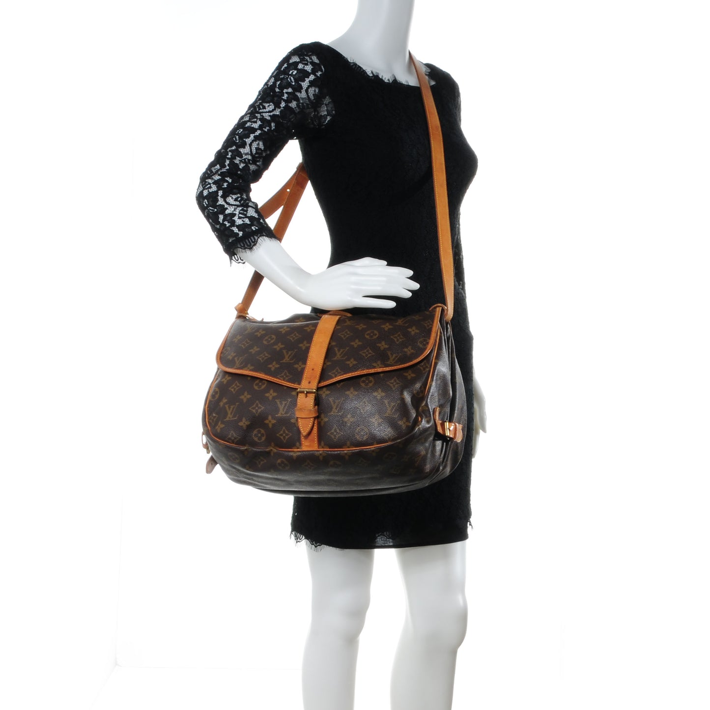 Monogram Saumur 35