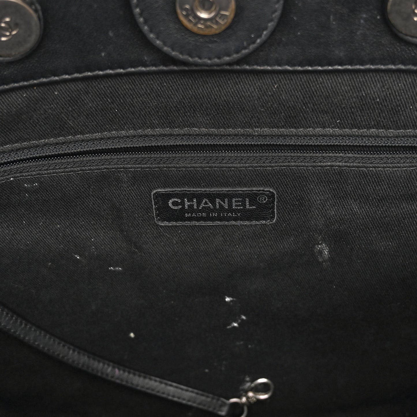 Grained Calfskin Large Coco Eyelets Shopping Tote Black