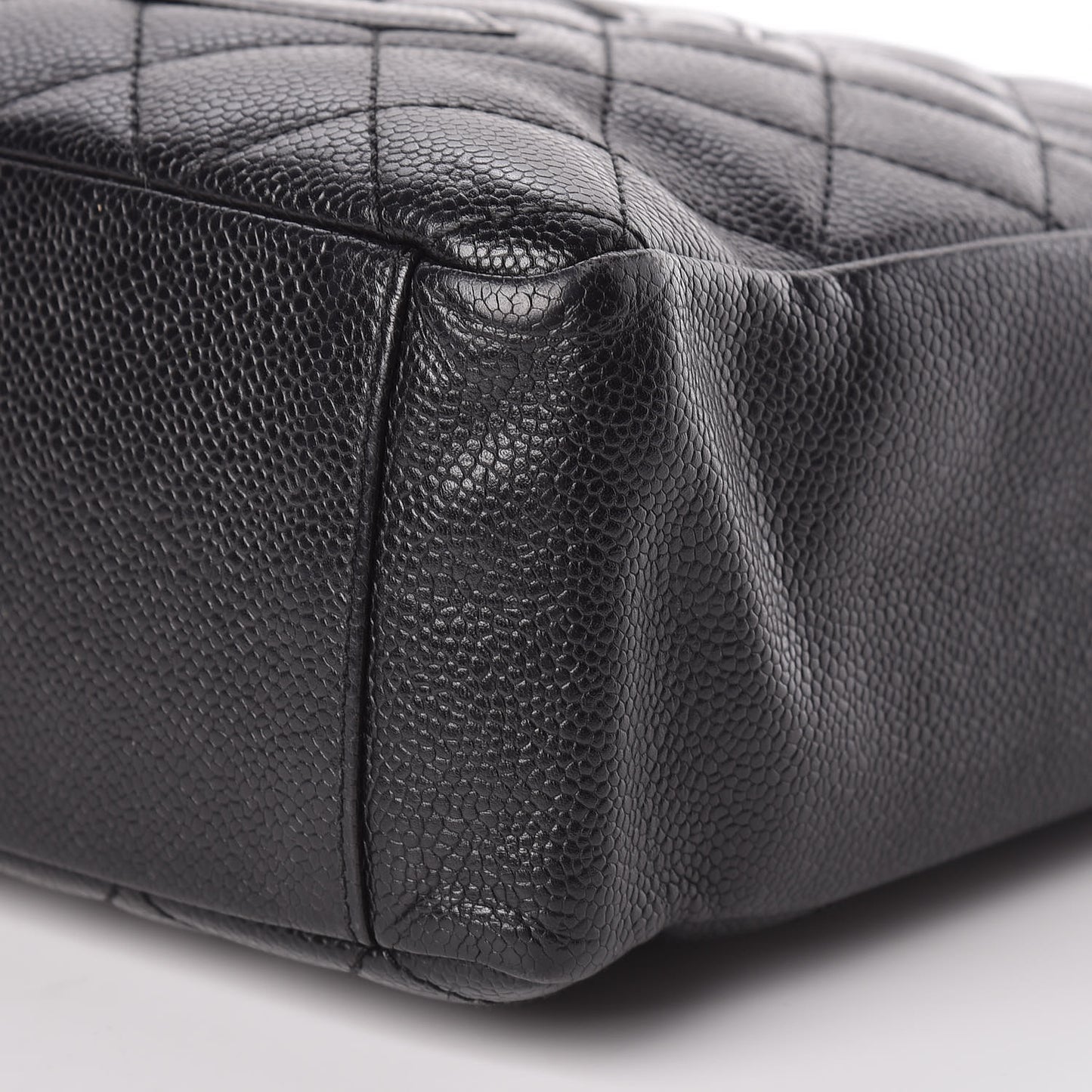 Caviar Quilted Petit Shopping Tote PST Black