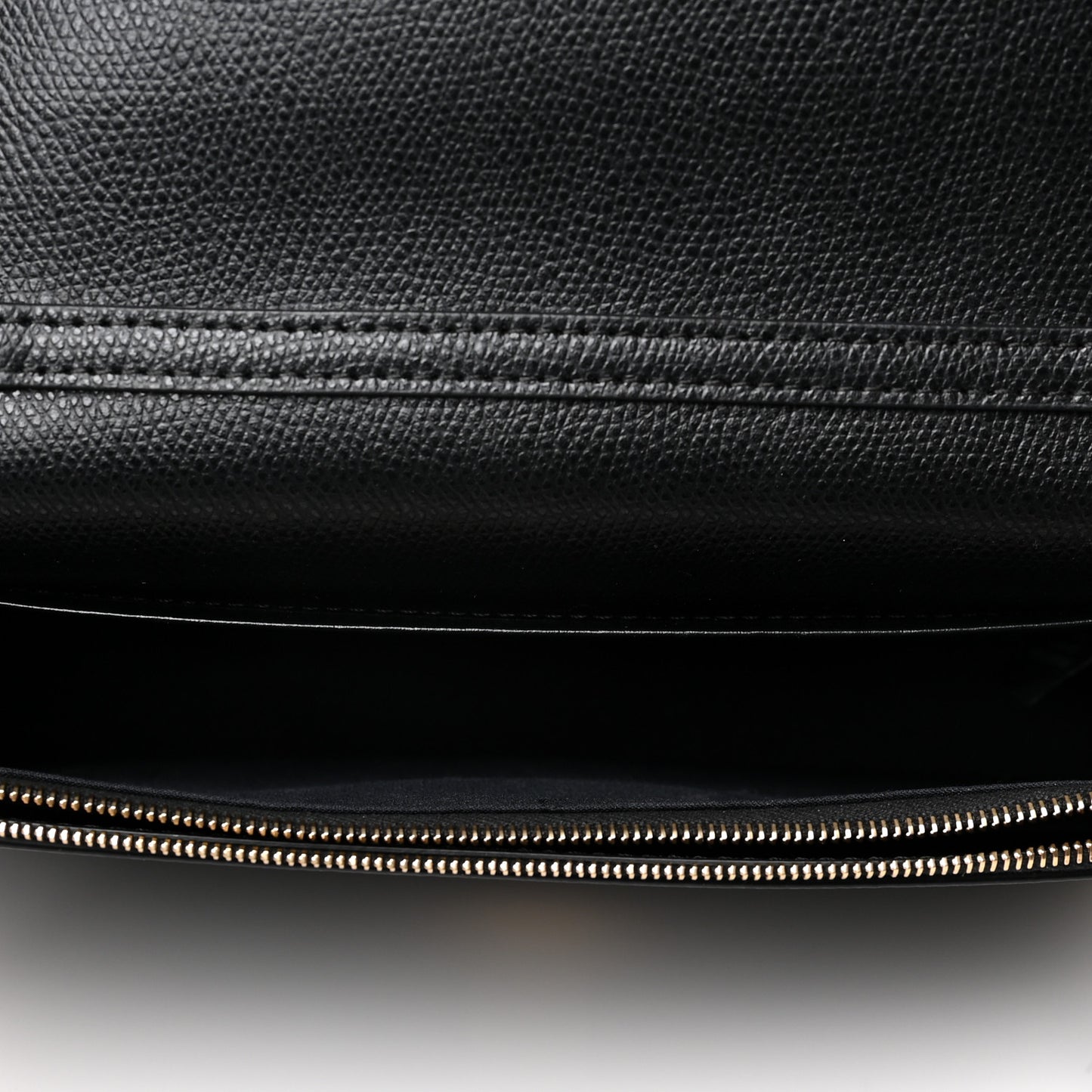 Vitello Cruise F is Fendi Bi-Color FF 1974 Embossed Medium Envelope Wallet On Chain Black Maya