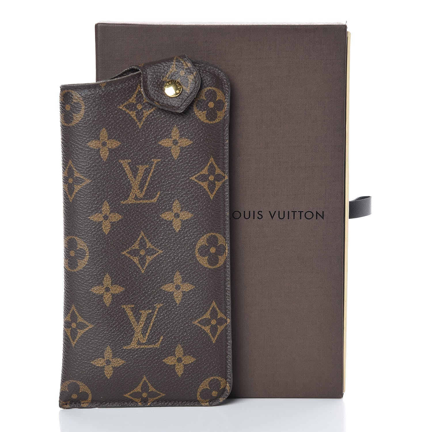 Louis Vuitton Monogram Sunglasses Case MM 11 of 11