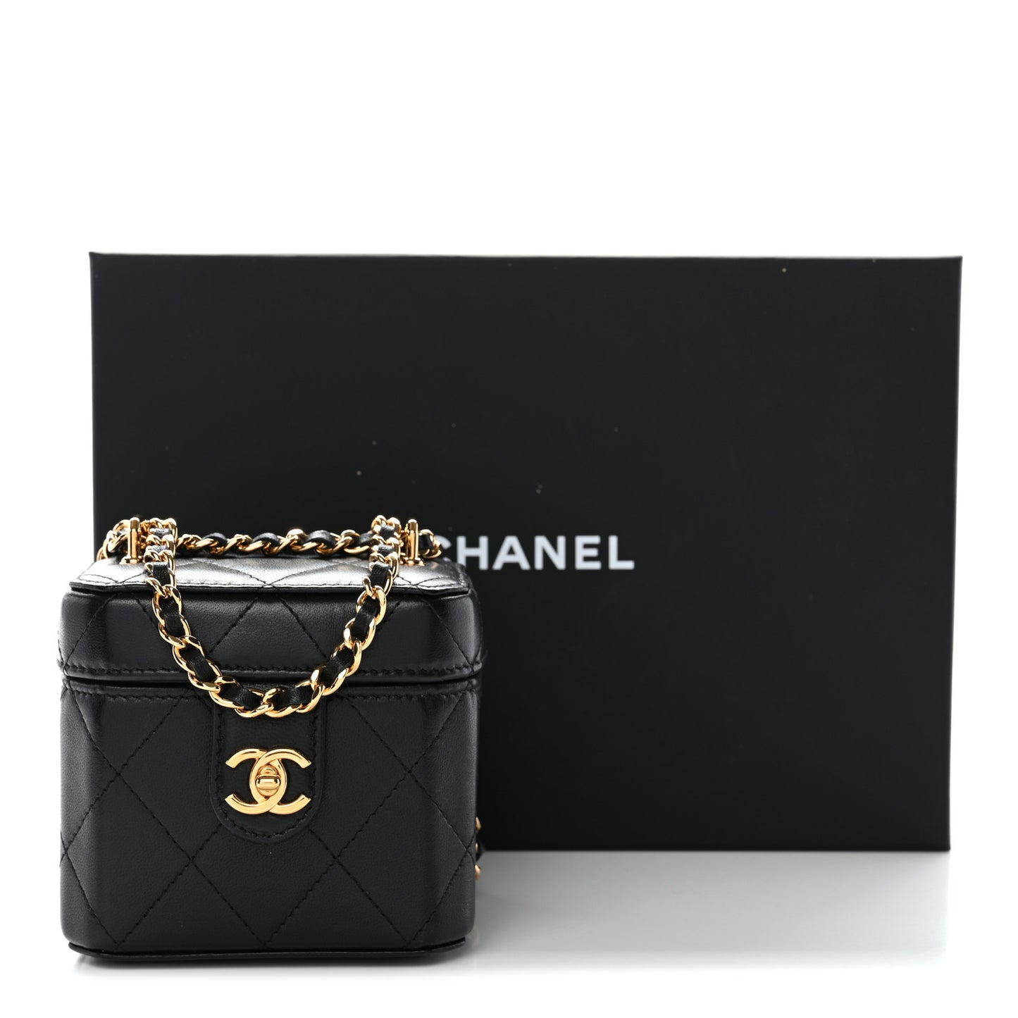 Lambskin Quilted Vanity Clutch With Chain Black
