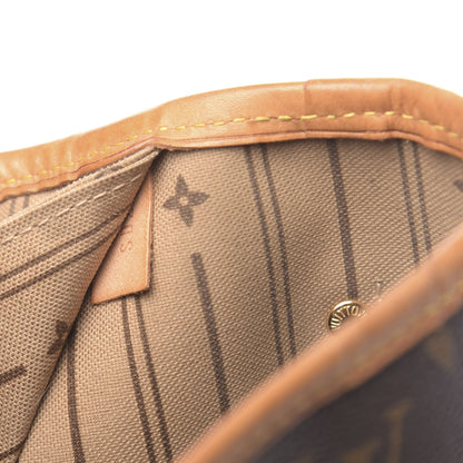 Louis Vuitton Monogram Neverfull MM 7 of 14