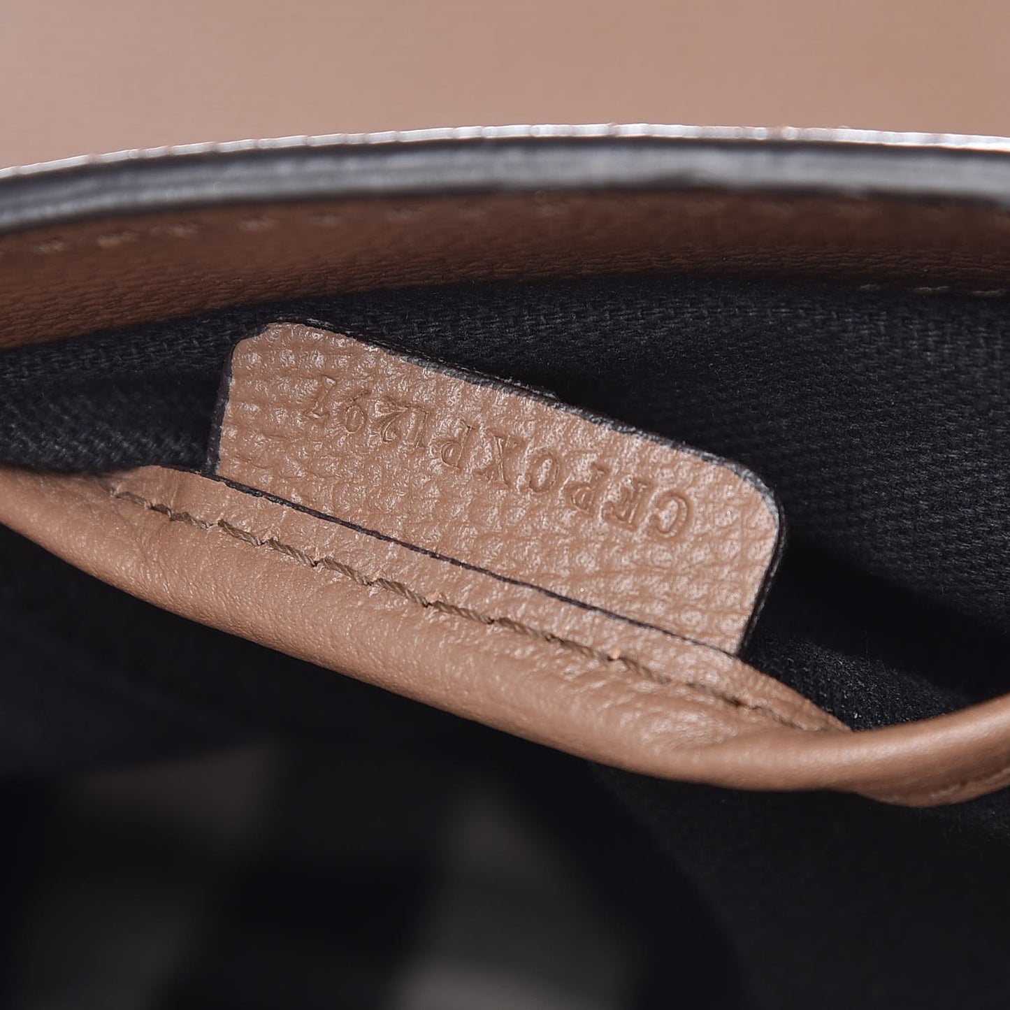 Derby Calfskin House Check Medium Camberley Dark Sand