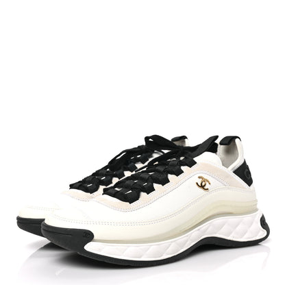Chanel Velvet Calfskin Mixed Fibers CC Sneakers 40 Ivory Black 3 of 8
