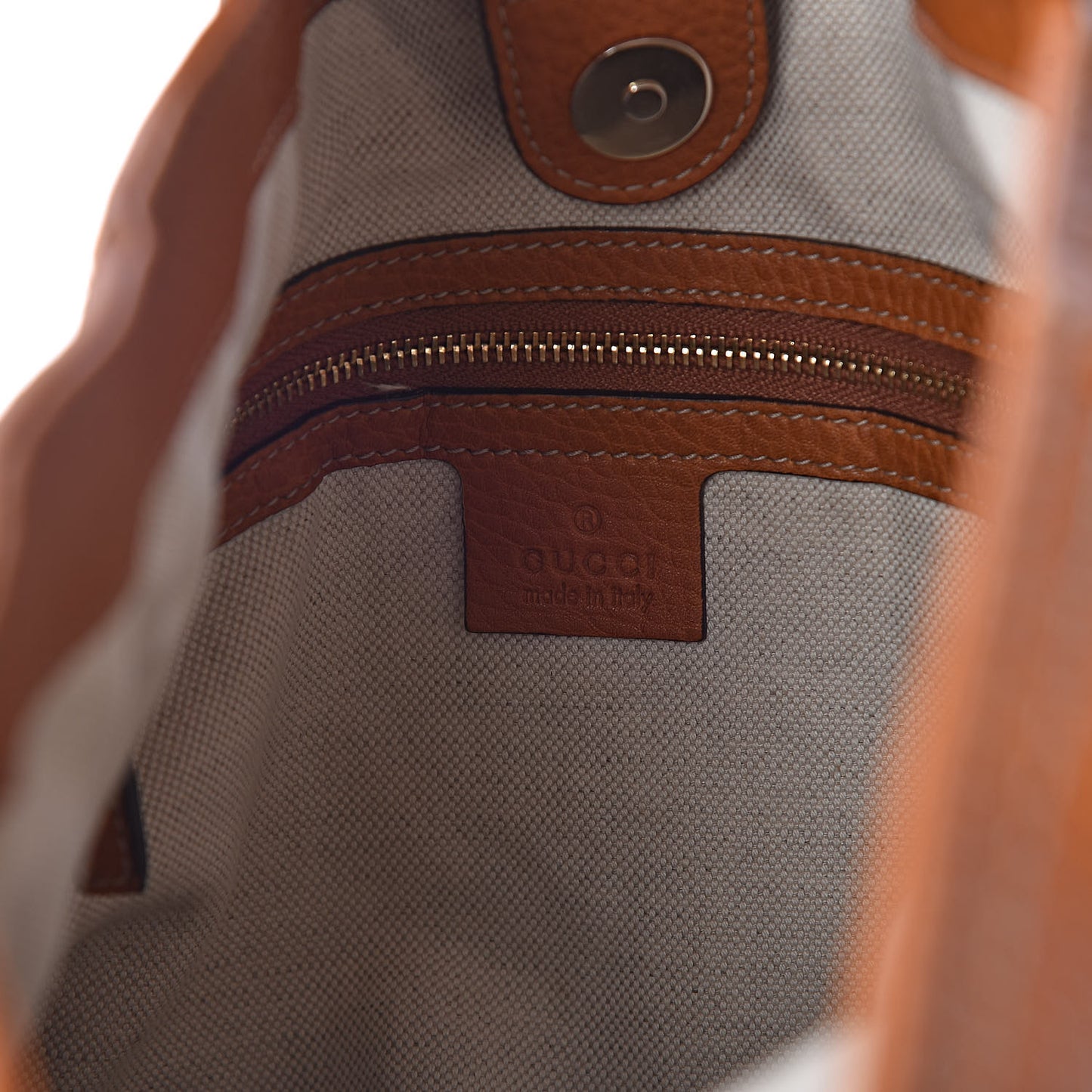 Pebbled Calfskin Medium Heritage Shoulder Bag Light Tobacco